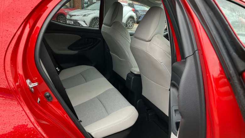 Toyota Yaris 1.5 Hybrid Excel 5dr CVT Hybrid Hatchback